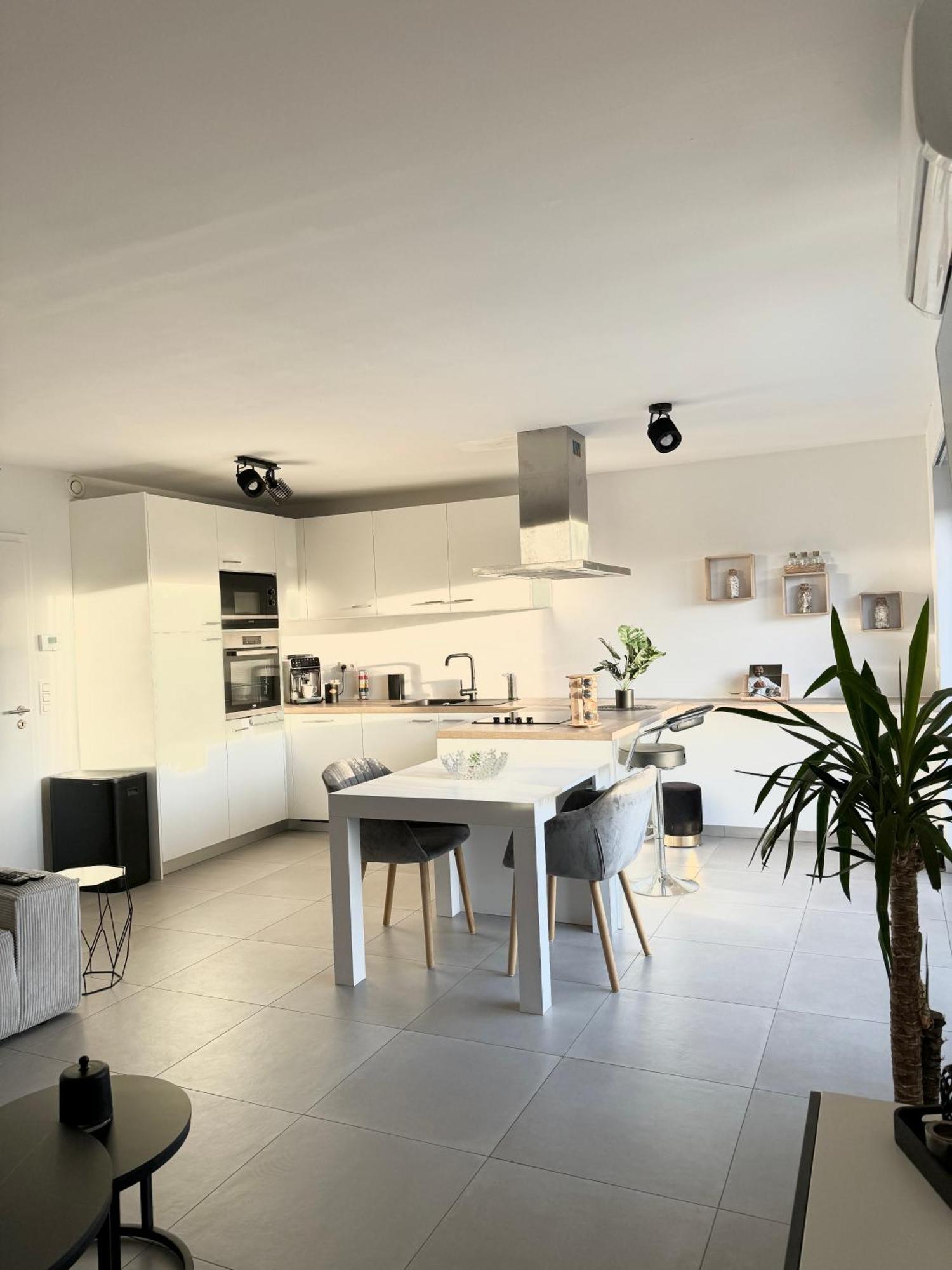 Liege Luxe & Jacuzzi Sous Les Etoiles Apartment Saint-Nicolas  Luaran gambar