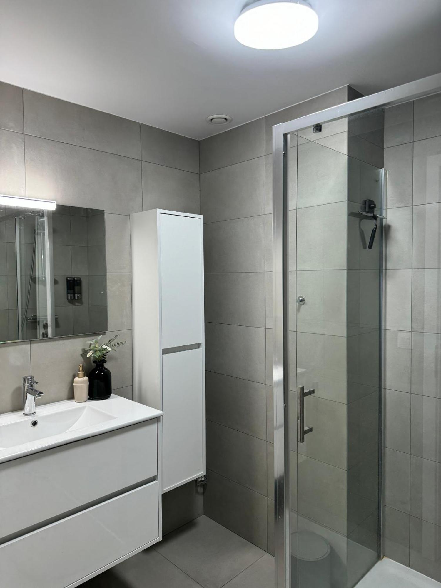 Liege Luxe & Jacuzzi Sous Les Etoiles Apartment Saint-Nicolas  Luaran gambar