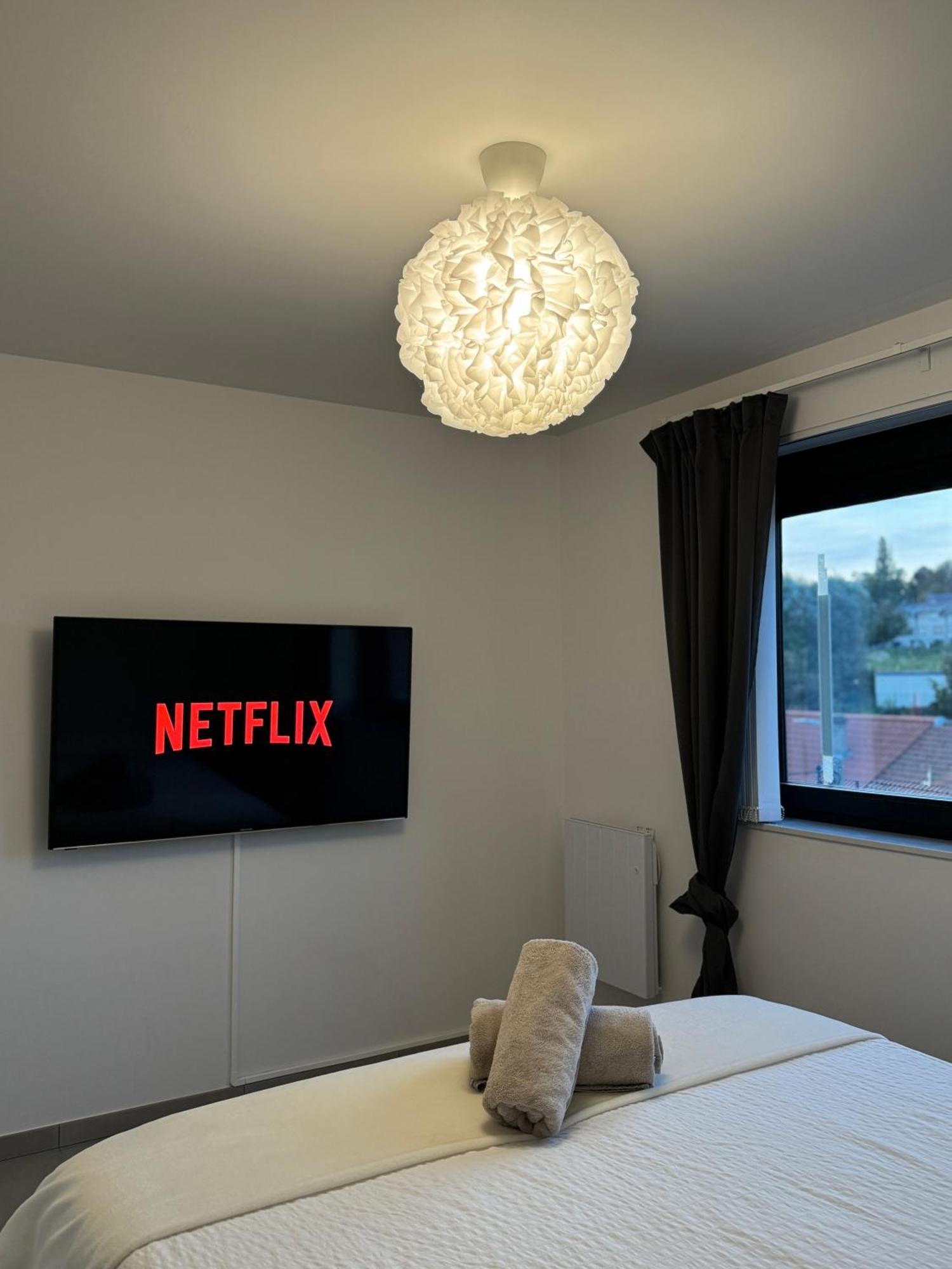 Liege Luxe & Jacuzzi Sous Les Etoiles Apartment Saint-Nicolas  Luaran gambar